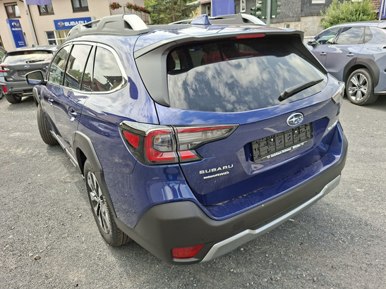 Subaru Outback 2.5i Platinum