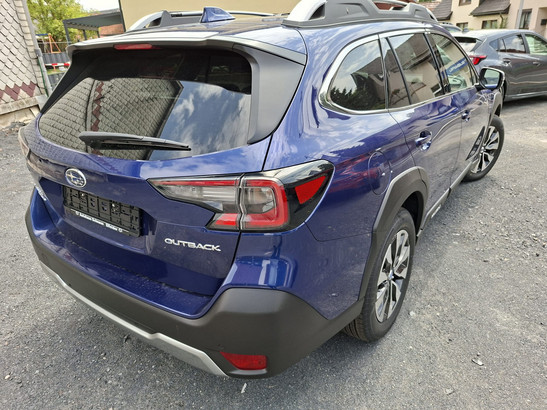Subaru Outback 2.5i Platinum